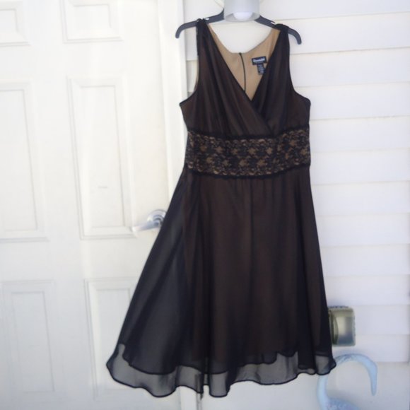 Connected Woman Dresses & Skirts - Black Lace Inset Dress